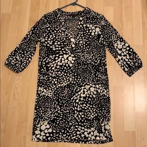 Banana Republic Knee Length Printed Dress